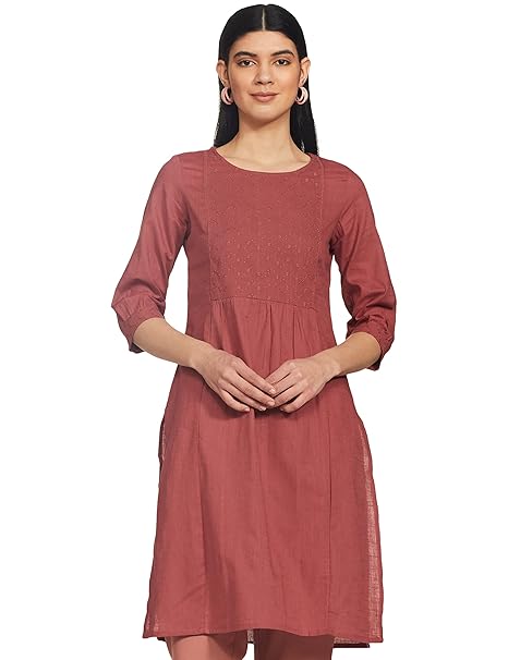 Max Women Cotton Blend Straight Fit Embroidered Straight Kurta