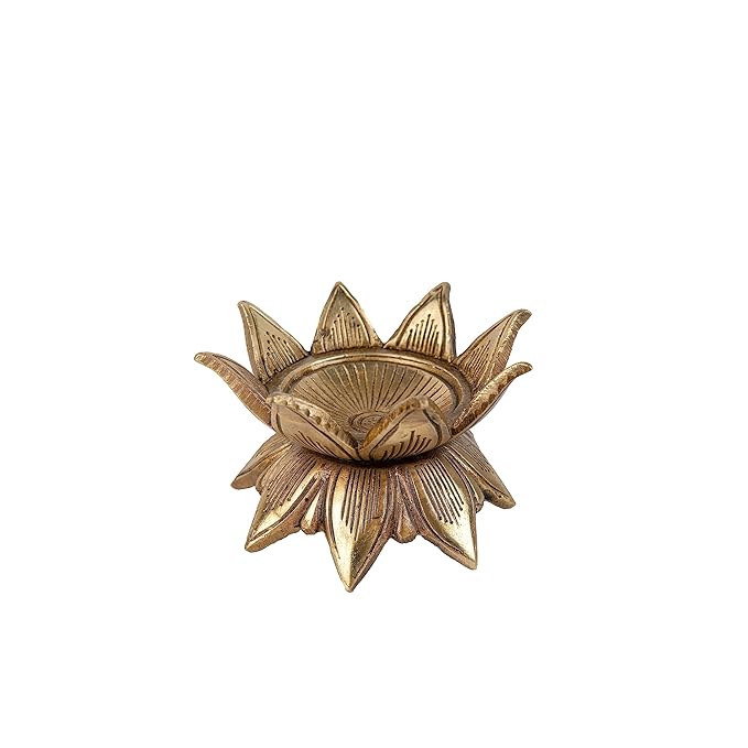Brass Akhand Diya Small Ethnic Design Handmade Curved Oil Wick Antique Kuber Deepak Lamp for Home Decor Temple Puja Office Counter Decoration Festival Gift (11×11×7 cm 500gm)