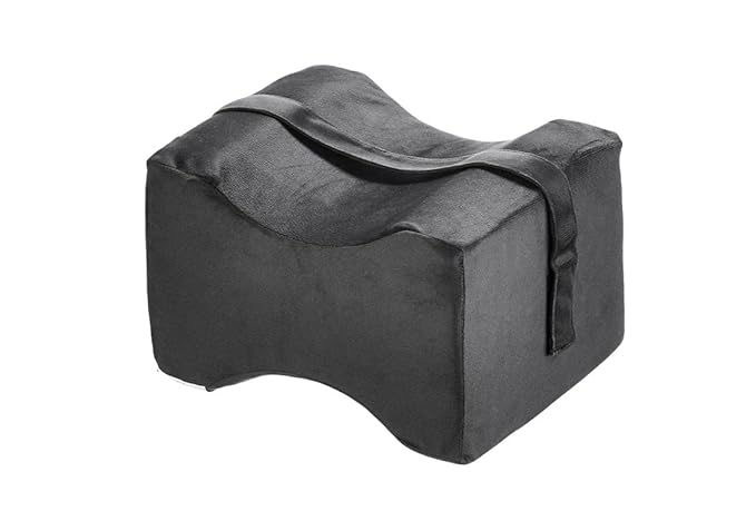 amazon basics Memory Foam Knee Pillow for Side Sleeping | Adjustable Strap | Contoured Leg Elevation Aid | Soft Cushion for Side Sleepers - Dark Grey