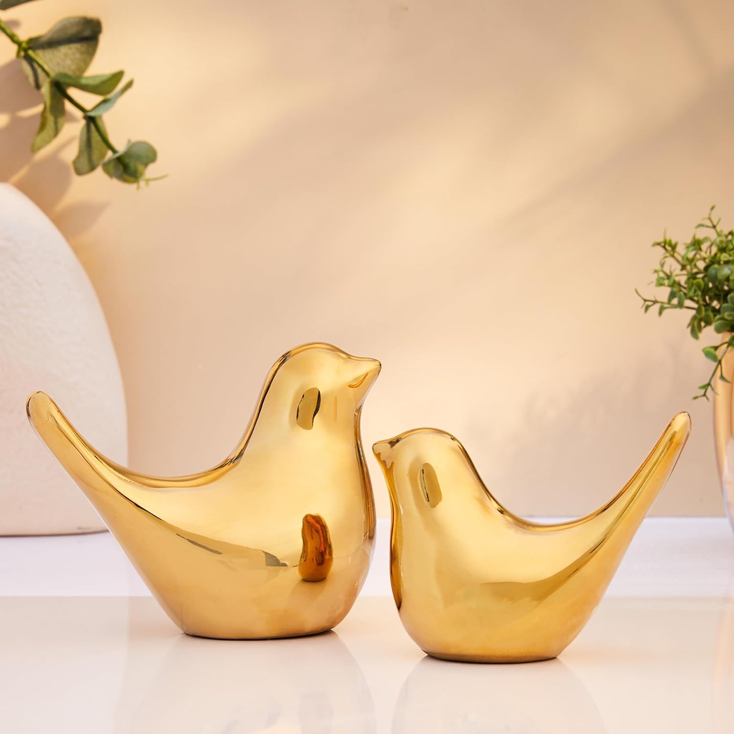 Amazon Basics Ceramic Golden Blessing Birds Figurine for Home Decor | Living Room, Bedroom, Office Desk, Cabinets (Pack of 2, Golden)