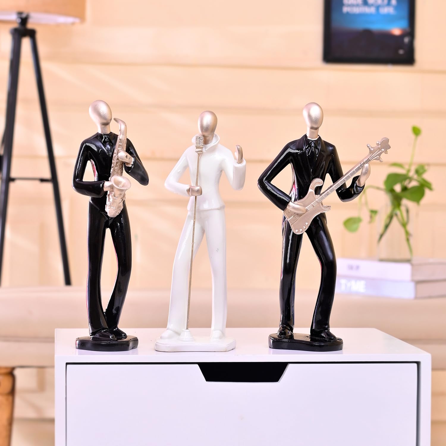 Amazon Basics Harmony in Motion Musician Set | A Stunning Tribute to Art & Melody | Adds a Rhythmic Elegance to Your Décor – Pack of 3, Black and Golden