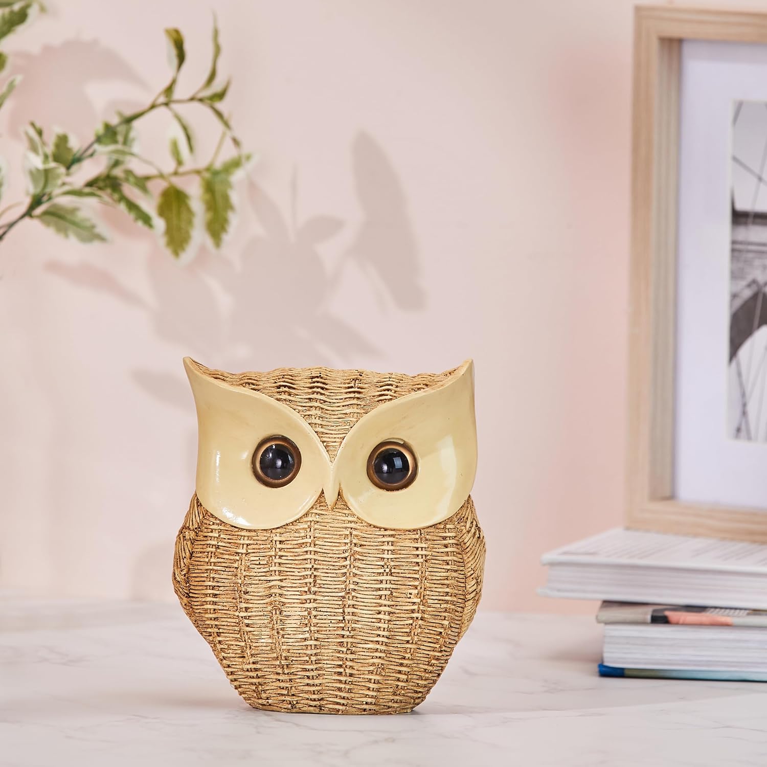 amazon basics Modern Classy Happy Owl Resin Art Figurine | Beautiful Home Decor (Brown)