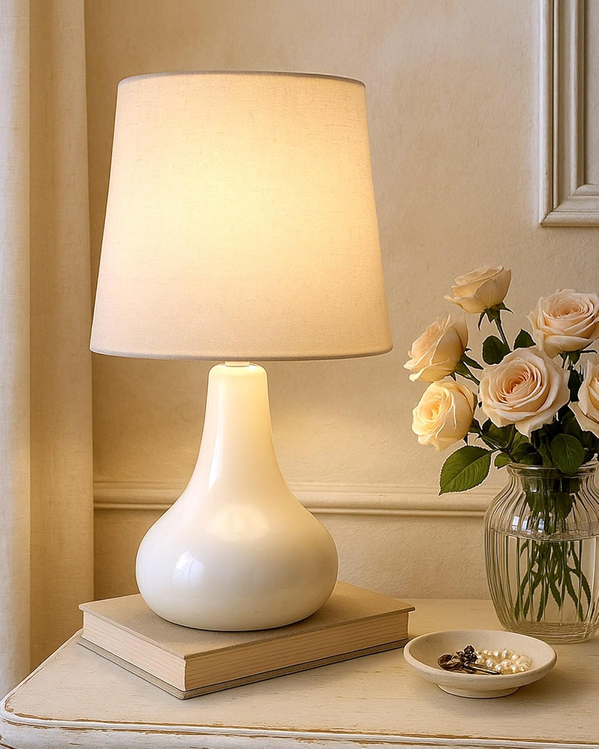 Homesake® Modern Small Ceramic Table Lamp, Warm Light Classic Bedside Desk Lamp for Living Room Bedroom Dining, Restaurant, Farmhouse Nightstand Study Lamps with Fabric Shade (White)