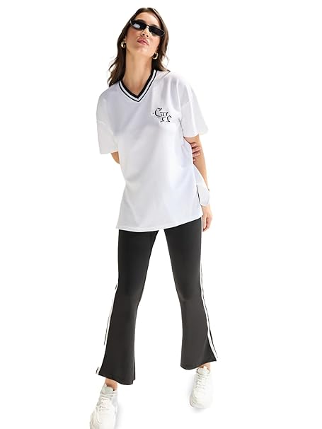 Shasmi Women's Elegant French Textured Fabric Solid Color Lace Panel V-Neck Jacquard Blouse,Short Puff Sleeve Tops Simple Daily Spring/Summer Casual Blouse Shirt (Top 178)