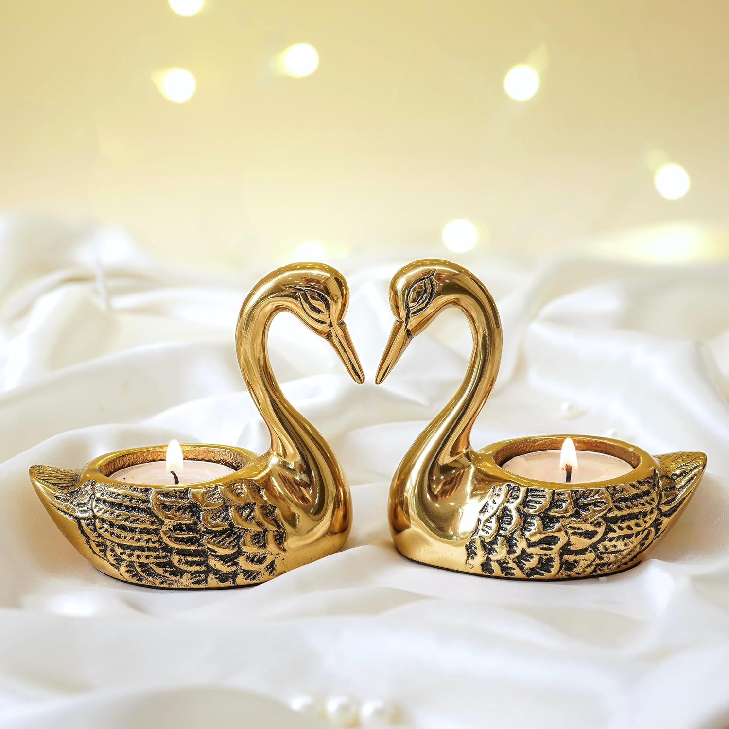 Behoma Aluminium Pair of Swans Tea Light Candle Holder with 2 T-Light Candles for Home Décor Living Room | Decorative Romantic Swan Couple Showpiece for Table Décor | Anniversary Wedding Gift | Golden