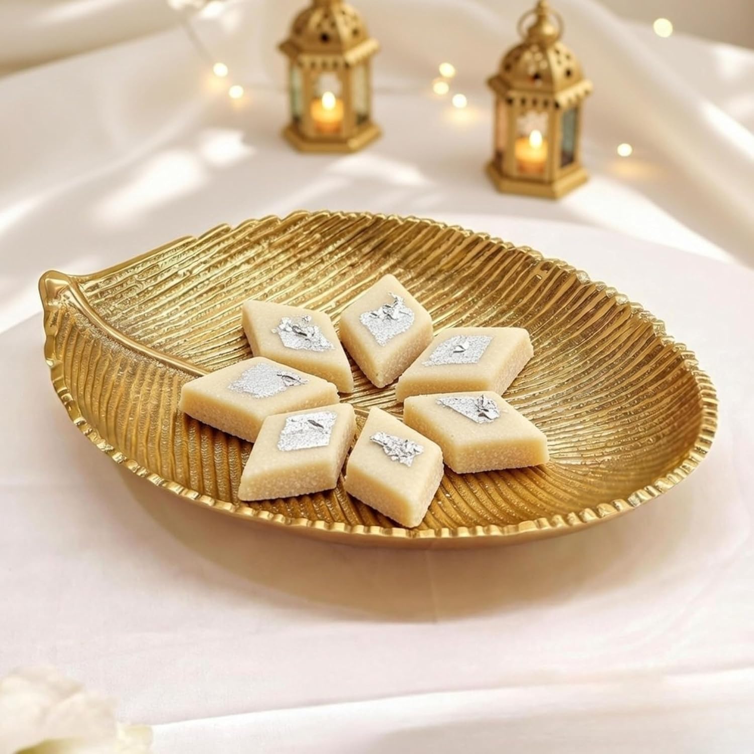 Behoma Metal Leaf Shape Tray for Home Decor | Perfect for Mandap, Haldi, Mehendi & Reception Center Table Decoration | Special Navratri Decorative Golden, Medium Size (Only Tray Included)