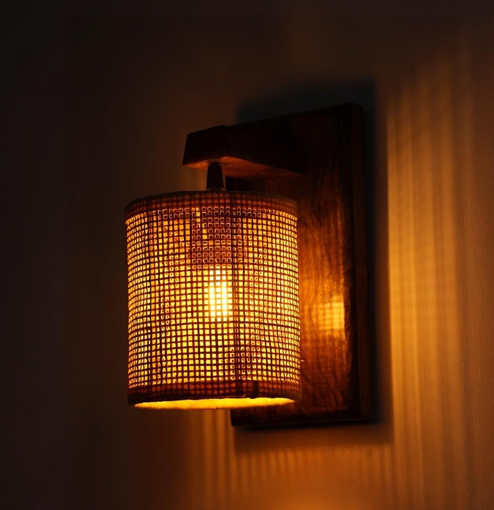 Ikari Homes Rustic Wooden Wall Lamp I Cylindrical Raffia Shade I Vintage Wall Lamp I Boho Rattan Wall lamp for Bedroom/Balcony/Living Room/Outdoor/Entrance - Size 10 x 5 in (Rattan Square Mesh)