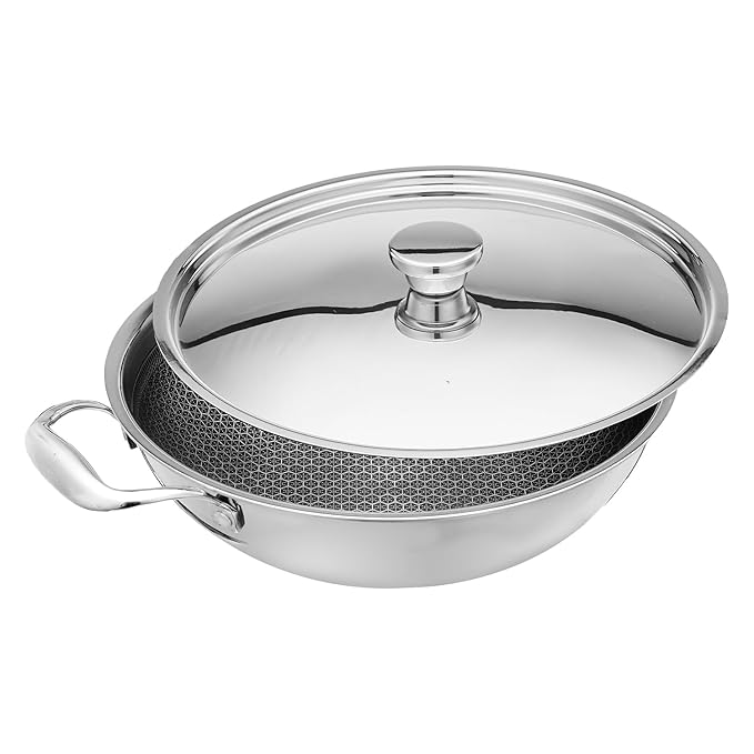 Amazon Basics Non-Stick Honeycomb Triply Stainless Steel Kadhai with Steel Lid, 24 cm - 2.7L, Fast & Even Heating, Induction & Gas Compatible