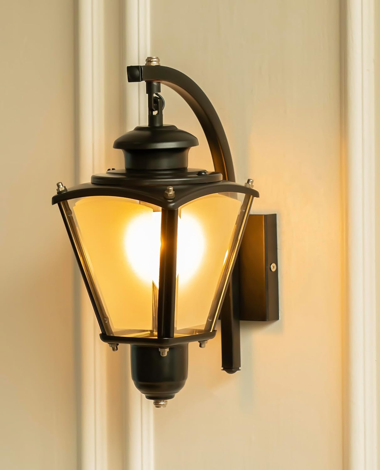 Divine Trends Aluminium Waterproof Lantern Outdoor Wall Light Hanging Polished Black Finish for Indoor & Outdoor Use, LED Bulb Included (Pack of 1)